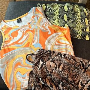 Shein bundle! tops/skirts fashion to your liking! 10 items